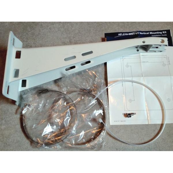 HPE Aruba Networking 270 Series Access Point Long Mount Kit (HPE Aruba Outdoor Pole/Wall Long Mount)
