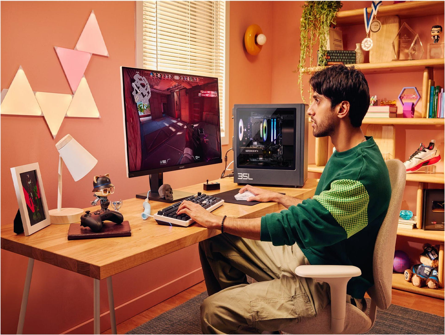 HP OMEN 35L by HP GT16-0481ng - microATX - Core i7 i7-14700F - RAM 32 GB - SSD 2 TB - NVMe, Performance - GeForce RTX 5070 Ti - 1GbE, Wi-Fi 6E, Bluetooth 5.3 - WLAN: 802.11a/b/g/n/ac/ax (Wi-Fi 6E) (C